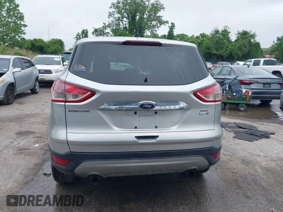 2013 Ford Escape SEL z VIN 1FMCU9H97DUA34665, wystawiony jako IAAI lot #42258567 z przebiegiem 174 227 mil mil oraz . Historia ofert i sprzedaży dostępna na DreamBid. Obrazek 16.