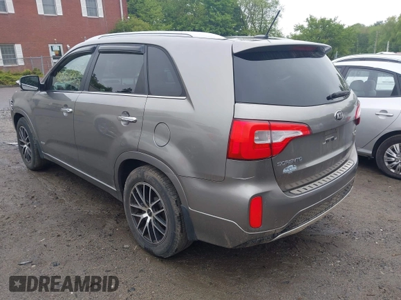 2014 Kia Sorento SX z VIN 5XYKWDA70EG478463, wystawiony jako IAAI lot #42251435 z przebiegiem 102 638 mil mil oraz . Historia ofert i sprzedaży dostępna na DreamBid. Obrazek 3.