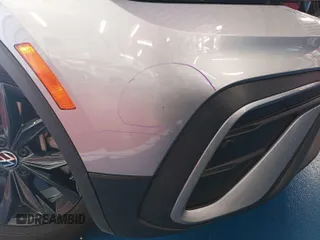 2024 Volkswagen Tiguan SE z VIN 3VV3B7AX7RM105271, wystawiony jako IAAI lot #42752403 z przebiegiem 27 050 mil mil oraz . Historia ofert i sprzedaży dostępna na DreamBid. Obrazek 7.