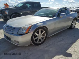 2005 Cadillac XLR z VIN 1G6YV34A455601742, wystawiony jako Copart lot #77878544 z przebiegiem Nie podano mil oraz Szkody całkowita. Historia ofert i sprzedaży dostępna na DreamBid. Obrazek 1.