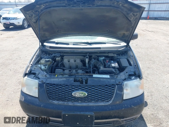 2005 Ford Freestyle SE with VIN 1FMZK01165GA48072, listed as a IAAI auction lot 41782025 with 235,073 mi miles. Bid and sale history available at carsss.com. Image 10.