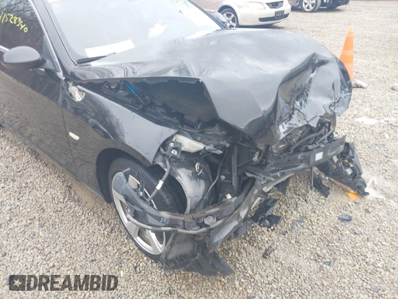 2007 BMW 3 Series 328xi with VIN WBAWC33597PD07288, listed as a IAAI auction lot 41528340 with 182,013 mi miles and . Bid and sale history available at DreamBid. Image 18.