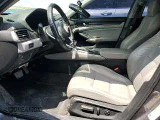 2018 Honda Accord EX-L z VIN 1HGCV1F5XJA093193, wystawiony jako Copart lot #52934775 z przebiegiem 122 709 mil mil oraz Tytuł czysty. Historia ofert i sprzedaży dostępna na DreamBid. Obrazek 7.