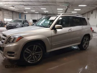 2014 Mercedes-Benz GLK 350 z VIN WDCGG8JB2EG221097, wystawiony jako IAAI lot #41718376 z przebiegiem 120 428 mil mil oraz . Historia ofert i sprzedaży dostępna na DreamBid. Obrazek 13.