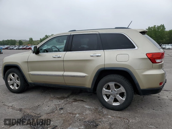 2011 Jeep Grand Cherokee Limited z VIN 1J4RR5GG1BC557900, wystawiony jako Copart lot #57858005 z przebiegiem 117 360 mil mil oraz Czysty tytuł • Clean title. Historia ofert i sprzedaży dostępna na DreamBid. Obrazek 2.