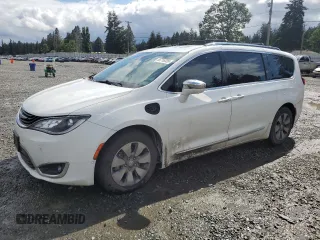 2018 Chrysler Pacifica Hybrid Limited с VIN 2C4RC1N72JR178333, выставлен на аукционе Copart как лот 56716335 с пробегом 134 237 миль миль и Списание • Salvage title. История ставок и продаж доступна на DreamBid. Изображение 1.