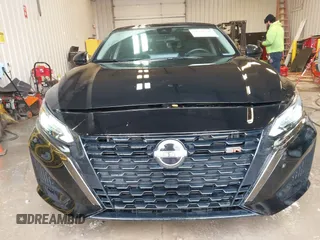 2024 Nissan Altima 2.5 SR with VIN 1N4BL4CW7RN364798, listed as a IAAI auction lot 41751396 with 26,302 mi miles. Bid and sale history available at carsss.com. Image 12.