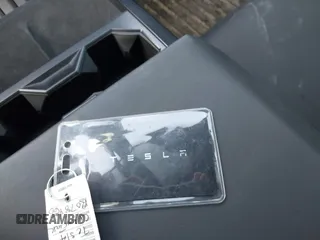 2024 Tesla Cybertruck Cyberbeast z VIN 7G2CEHEE3RA041930, wystawiony jako IAAI lot #42155289 z przebiegiem 4 082 mil mil oraz . Historia ofert i sprzedaży dostępna na DreamBid. Obrazek 11.