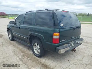 2002 Chevrolet Tahoe LT with VIN 1GNEK13Z02J193738, listed as a IAAI auction lot 42083245 with 189,156 mi miles. Bid and sale history available at carsss.com. Image 3.