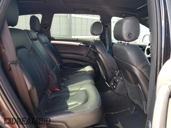 2013 Audi Q7 S line Prestige z VIN WA1DGAFE4DD009136, wystawiony jako Copart lot #57869725 z przebiegiem 253 358 mil mil oraz Czysty tytuł • Clean title. Historia ofert i sprzedaży dostępna na DreamBid. Obrazek 11.