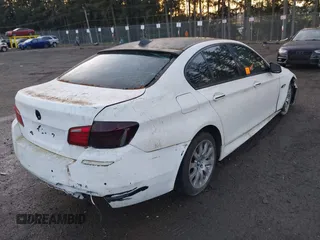 2011 BMW 5 Series 535i z VIN WBAFR7C50BC801316, wystawiony jako IAAI lot #38335558 z przebiegiem Nie podano mil oraz . Historia ofert i sprzedaży dostępna na DreamBid. Obrazek 4.