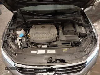 2018 Volkswagen Passat SE z VIN 1VWBA7A36JC009970, wystawiony jako IAAI lot #42179127 z przebiegiem 86 612 mil mil oraz . Historia ofert i sprzedaży dostępna na DreamBid. Obrazek 10.