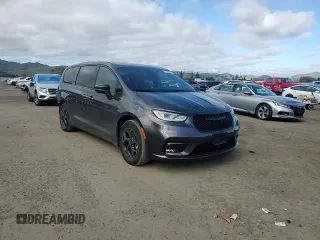 2022 Chrysler Pacifica Hybrid Limited with VIN 2C4RC1S77NR208193, listed as a Copart auction lot 47320125 with 28,282 mi miles and Salvage title. Bid and sale history available at DreamBid. Image 11.