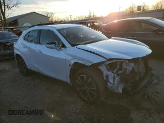 2022 Lexus UX with VIN JTHP9JBH9N2057661, listed as a Copart auction lot 81083394 with 26,443 mi miles and Salvage Title. Bid and sale history available at carsss.com. Image 4.