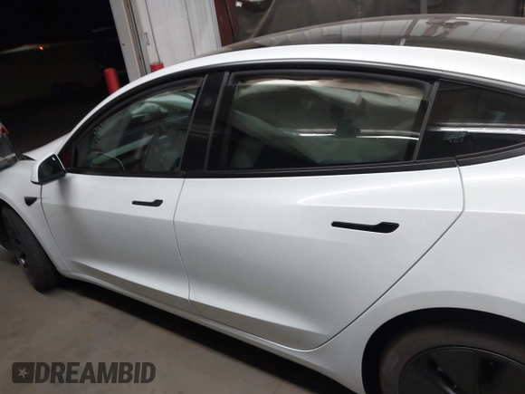2025 Tesla Model 3 Long Range with VIN 5YJ3E1EA1SF913182, listed as a IAAI auction lot 42072870 with Not provided miles and . Bid and sale history available at DreamBid. Image 13.