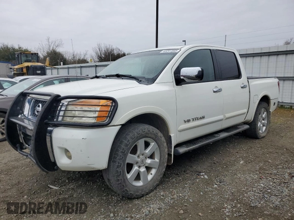 2011 Nissan Titan Pro-4X z VIN 1N6AA0EC6BN307938, wystawiony jako Copart lot #43291565 z przebiegiem 102 639 mil mil oraz Tytuł czysty. Historia ofert i sprzedaży dostępna na DreamBid. Obrazek 1.