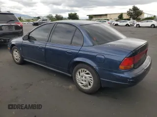 1998 Saturn SL z VIN 1G8ZK5277WZ174641, wystawiony jako Copart lot #54620995 z przebiegiem 109 742 mil mil oraz Szkody całkowita. Historia ofert i sprzedaży dostępna na DreamBid. Obrazek 2.