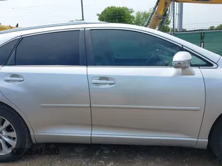 2013 Toyota Venza LE with VIN 4T3BA3BB4DU035888, listed as a IAAI auction lot 42357700 with 177,000 mi miles and . Bid and sale history available at DreamBid. Image 13.