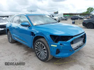 2019 Audi e-tron Prestige with VIN WA1VAAGE7KB005479, listed as a IAAI auction lot 42368177 with 30,736 mi miles and . Bid and sale history available at DreamBid. Image 6.