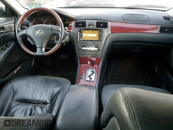 2002 Lexus ES 300 with VIN JTHBF30G820034663, listed as a Copart auction lot 86372184 with 133,837 mi miles and Salvage title. Bid and sale history available at DreamBid. Image 8.