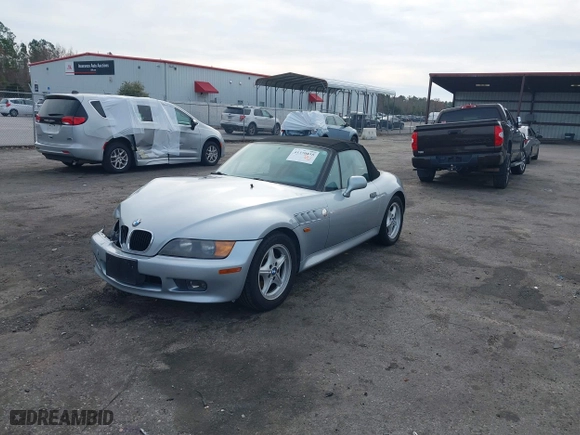 1996 BMW 3-Series Z3 with VIN 4USCH7329TLB67632, listed as a IAAI auction lot 41370815 with 109,932 mi miles. Bid and sale history available at carsss.com. Image 17.