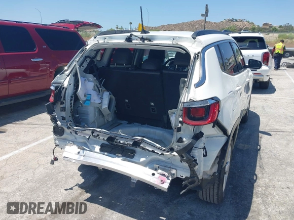 2020 Jeep Compass Latitude with VIN 3C4NJCBB6LT212525, listed as a IAAI auction lot 42558589 with Not provided miles and . Bid and sale history available at DreamBid. Image 4.
