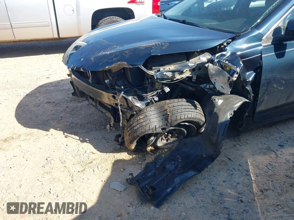 2016 Toyota Camry XLE with VIN 4T4BF1FK0GR553970, listed as a IAAI auction lot 41981657 with 224,806 mi miles and . Bid and sale history available at DreamBid. Image 6.