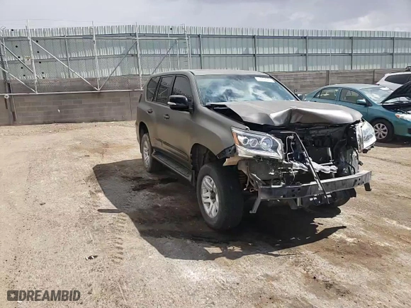 2018 Lexus GX with VIN JTJJM7FX8J5193134, listed as a Copart auction lot 71269044 with 133,293 mi miles and Salvage Title. Bid and sale history available at carsss.com. Image 12.