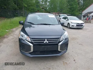 2024 Mitsubishi Mirage ES z VIN ML32AUHJ5RH018781, wystawiony jako IAAI lot #42442703 z przebiegiem 10 749 mil mil oraz . Historia ofert i sprzedaży dostępna na DreamBid. Obrazek 12.