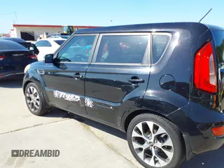 2012 Kia Soul + with VIN KNDJT2A67C7404399, listed as a IAAI auction lot 42090661 with 138,993 mi miles. Bid and sale history available at carsss.com. Image 6.