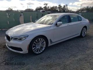 2019 BMW 7 Series 750i with VIN WBA7F0C53KGM25935, listed as a Copart auction lot 85094884 with 43,493 mi miles and Salvage Title. Bid and sale history available at carsss.com. Image 1.