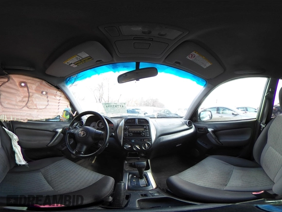 2005 Toyota RAV4 with VIN JTEHD20V150044817, listed as a IAAI auction lot 41782554 with 211,316 mi miles. Bid and sale history available at carsss.com. Image 18.