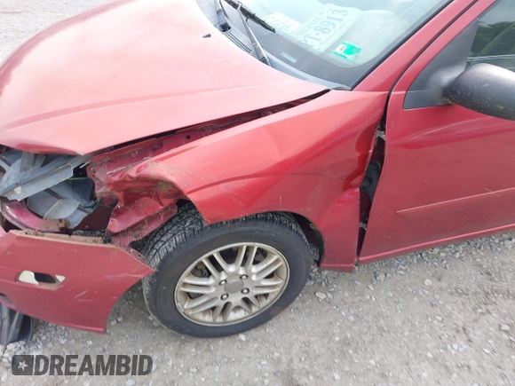 2005 Ford Focus S with VIN 1FAFP34N35W277846, listed as a IAAI auction lot 42423090 with 338,234 mi miles and . Bid and sale history available at DreamBid. Image 6.