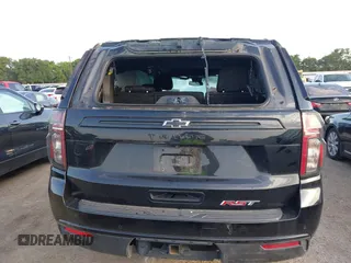 2024 Chevrolet Tahoe RST with VIN 1GNSCRKDXRR145972, listed as a IAAI auction lot 42216403 with 30,952 mi miles and . Bid and sale history available at DreamBid. Image 17.