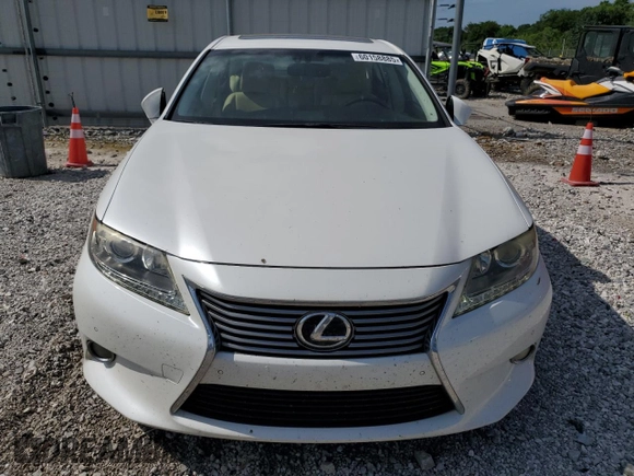 2014 Lexus ES 330 with VIN JTHBK1GG3E2105198, listed as a Copart auction lot 60158885 with 107,713 mi miles and Salvage title. Bid and sale history available at DreamBid. Image 5.