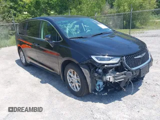 2024 Chrysler Pacifica Touring L with VIN 2C4RC1BG1RR151396, listed as a IAAI auction lot 42249304 with 38,589 mi miles and . Bid and sale history available at DreamBid. Image 1.