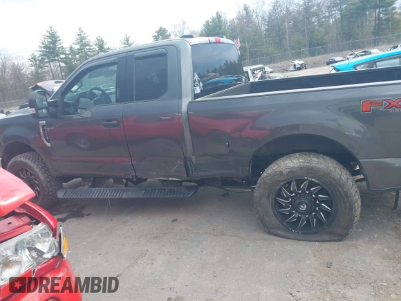 2020 Ford F-250 XL with VIN 1FT7X2B63LEE71252, listed as a IAAI auction lot 41999812 with 55,001 mi miles and . Bid and sale history available at DreamBid. Image 15.