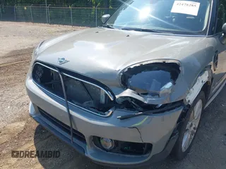 2020 MINI Countryman Cooper with VIN WMZYW5C03L3L14724, listed as a IAAI auction lot 42478285 with 57,915 mi miles and . Bid and sale history available at DreamBid. Image 6.