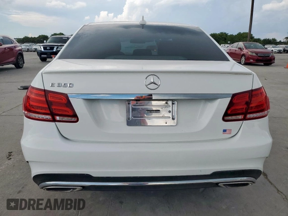 2014 Mercedes-Benz E 350 Sport с VIN WDDHF5KB8EB009060, выставлен на аукционе Copart как лот 62671375 с пробегом 165 513 миль миль и Чистый • Clean title. История ставок и продаж доступна на DreamBid. Изображение 6.