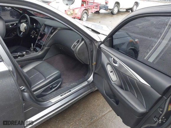 2015 Infiniti Q50 with VIN JN1BV7AR1FM397917, listed as a IAAI auction lot 41757822 with 82,062 mi miles. Bid and sale history available at carsss.com. Image 5.