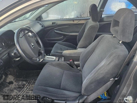2005 Honda Civic EX with VIN 1HGEM22995L026024, listed as a IAAI auction lot 42020943 with 183,458 mi miles and . Bid and sale history available at DreamBid. Image 5.