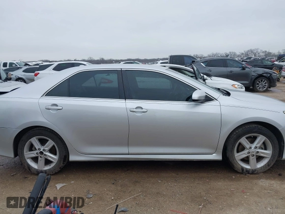 2012 Toyota Camry L with VIN 4T1BF1FKXCU060723, listed as a IAAI auction lot 41699365 with 211,767 mi miles. Bid and sale history available at carsss.com. Image 13.