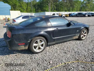 2008 Ford Mustang GT Deluxe with VIN 1ZVHT82H585171950, listed as a Copart auction lot 51599375 with 129,896 mi miles and Salvage Title. Bid and sale history available at carsss.com. Image 3.