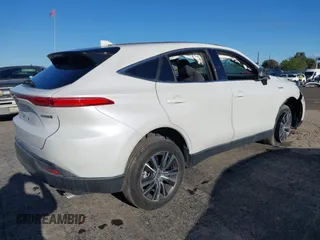 2021 Toyota Venza LE with VIN JTEAAAAH5MJ045863, listed as a IAAI auction lot 41182786 with 75,070 mi miles and . Bid and sale history available at carsss.com. Image 4.