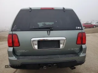 2005 Lincoln Navigator Luxury with VIN 5LMFU28535LJ11117, listed as a Copart auction lot 82929704 with 125,176 mi miles and Salvage Title. Bid and sale history available at carsss.com. Image 6.