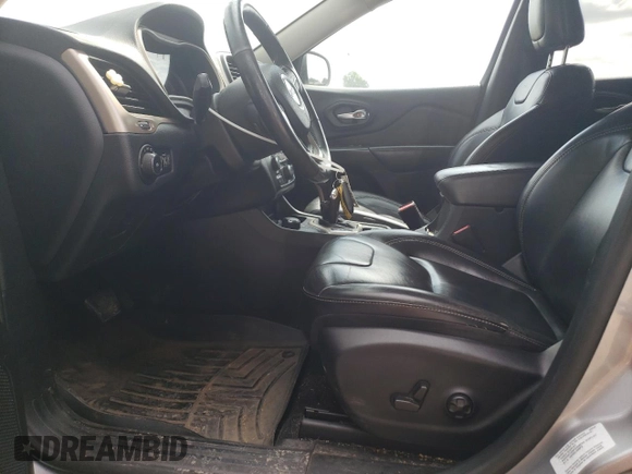 2016 Jeep Cherokee Limited with VIN 1C4PJMDB0GW210068, listed as a Copart auction lot 65023435 with 190,414 mi miles and Clean title. Bid and sale history available at DreamBid. Image 7.