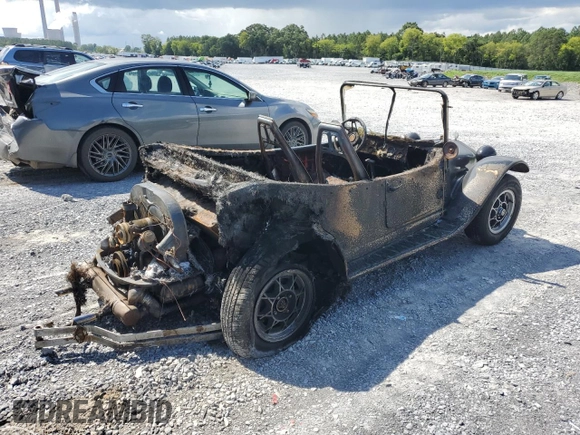 1950 Volkswagen Beetle with VIN 119127928, listed as a Copart auction lot 64220384 with Not Provided miles and Non Repairable. Bid and sale history available at DreamBid. Image 3.