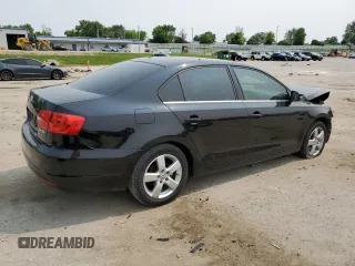 2013 Volkswagen Jetta SE with VIN 3VWDP7AJ0DM293248, listed as a Copart auction lot 58566395 with 205,773 mi miles and Salvage title. Bid and sale history available at DreamBid. Image 3.