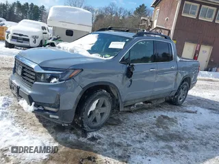 2022 Honda Ridgeline RTL-E with VIN 5FPYK3F73NB035246, listed as a IAAI auction lot 41532768 with 37,116 mi miles and . Bid and sale history available at DreamBid. Image 2.