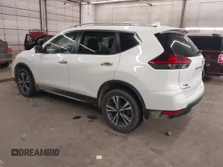 2019 Nissan Rogue SL with VIN 5N1AT2MV2KC752129, listed as a IAAI auction lot 41685196 with 62,288 mi miles. Bid and sale history available at carsss.com. Image 3.